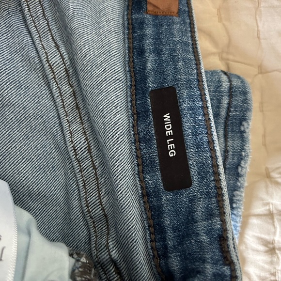 Judy Blue High Rise Medium Wash Side Braid Cropped Wide Leg Jeans 11/30 - Picture 3 of 8